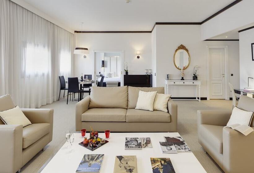 اتاق خانوادگی, Meliá Milano