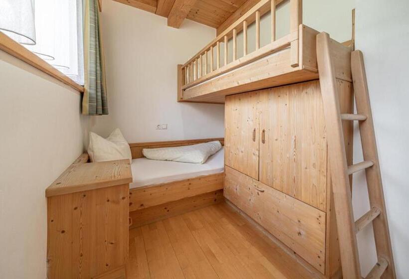 Студио Стандарт с Видом, Familienhotel Replerhof