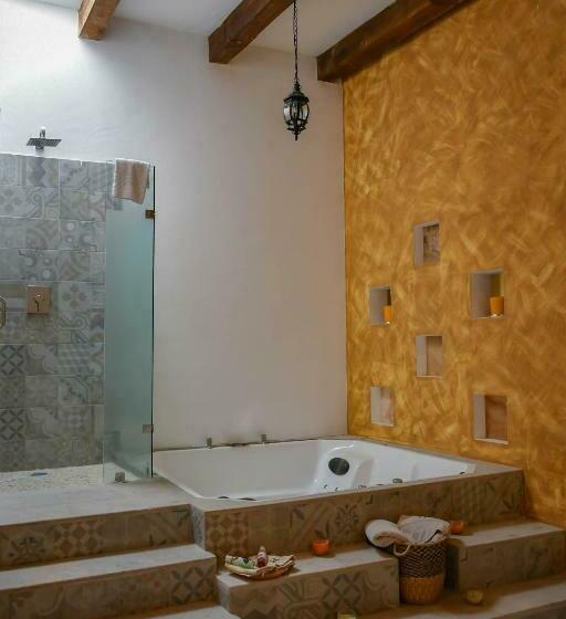 Люкс Повышенной Комфортности, Hacienda San Isidro