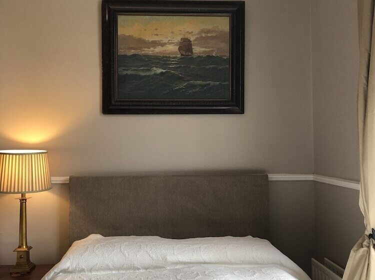 اتاق استاندارد, Harveys Guest House