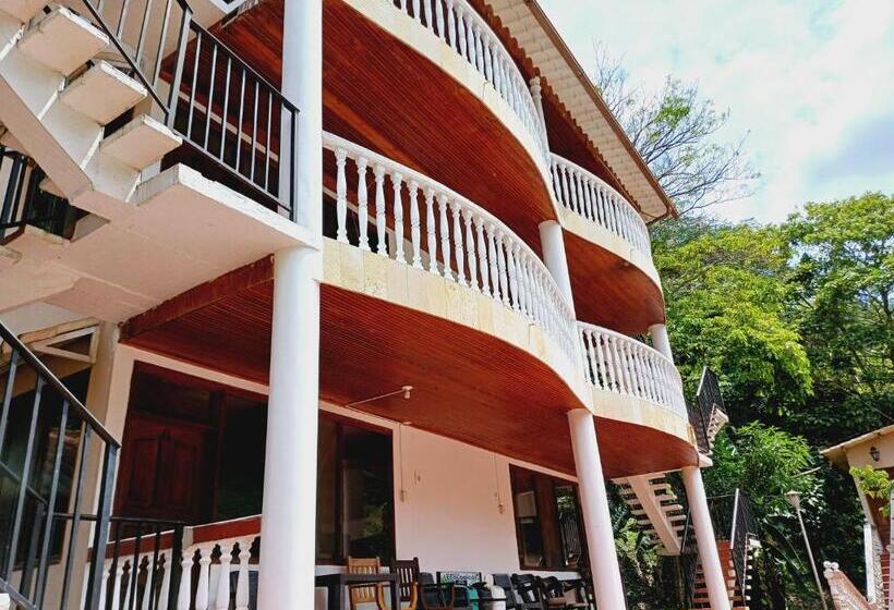 Семейный Номер, Campestre La Gaitana