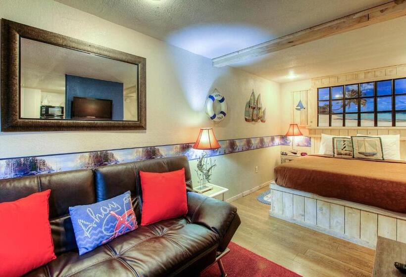 Люкс Повышенной Комфортности, Redwoods River Resort & Campground