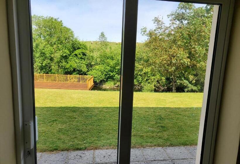 스탠다드 룸 킹사이즈 침대, Ardilaun Guesthouse Self Catering