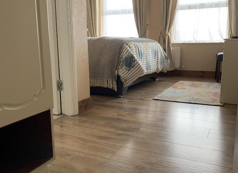 اتاق استاندارد, Bolands Accommodation Dingle
