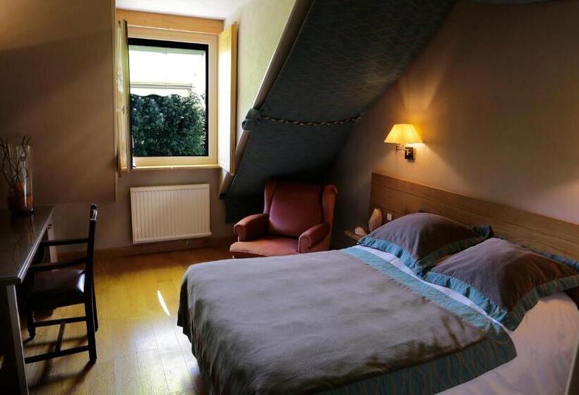 Номер Комфорт, Logis Auberge Du Barrez