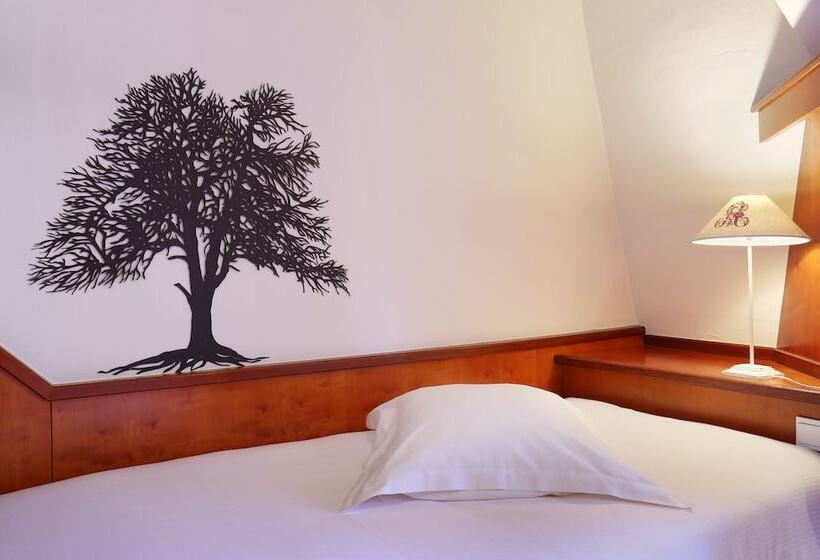 اتاق سوپریور سه تخته, Suisse