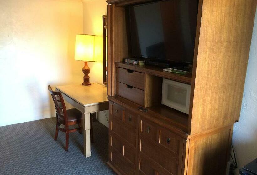 Номер Deluxe, Connell Inn And Suites