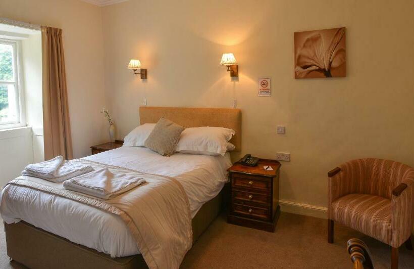 Номер Стандарт, Steeton Hall Hotel & Restaurant