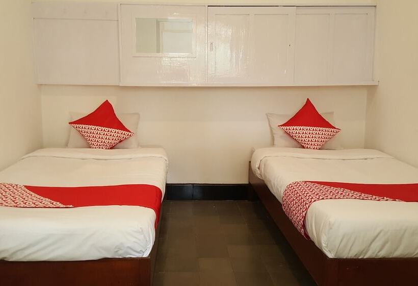 Семейный Номер, Taman Wisata Kopeng Resort Powered By Cocotel