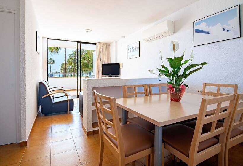 Habitación Ático, Apartamentos Tamarindos Peñiscola