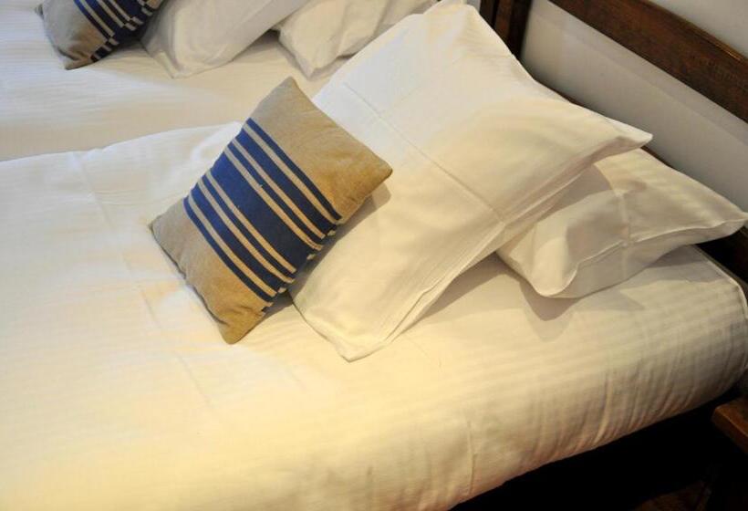 Номер Стандарт, Hôtel Euzkadi