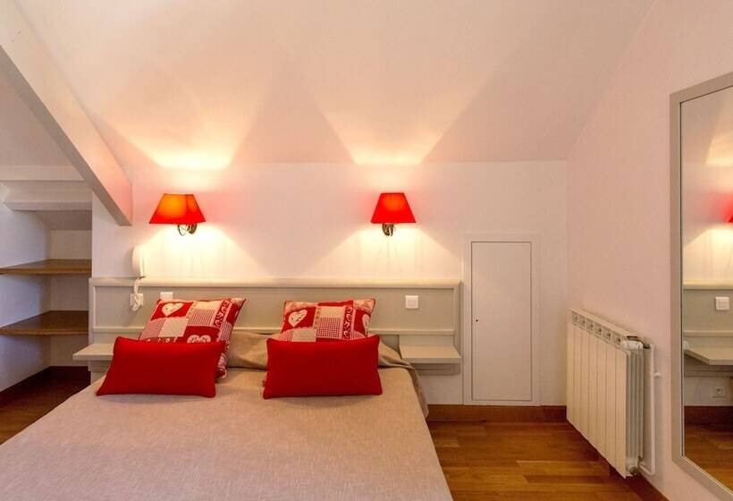 Номер Стандарт, Logis Hôtel Etchemaïté