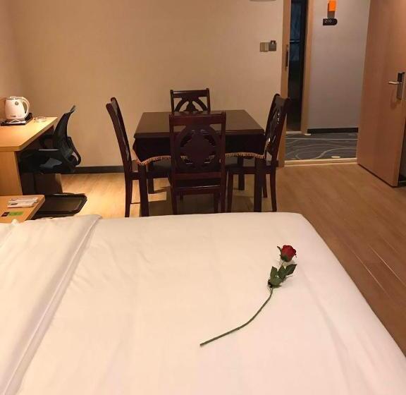 سوییت سوپریور, 7 Days Premium Chongqing Jiangbei International Airport Branch