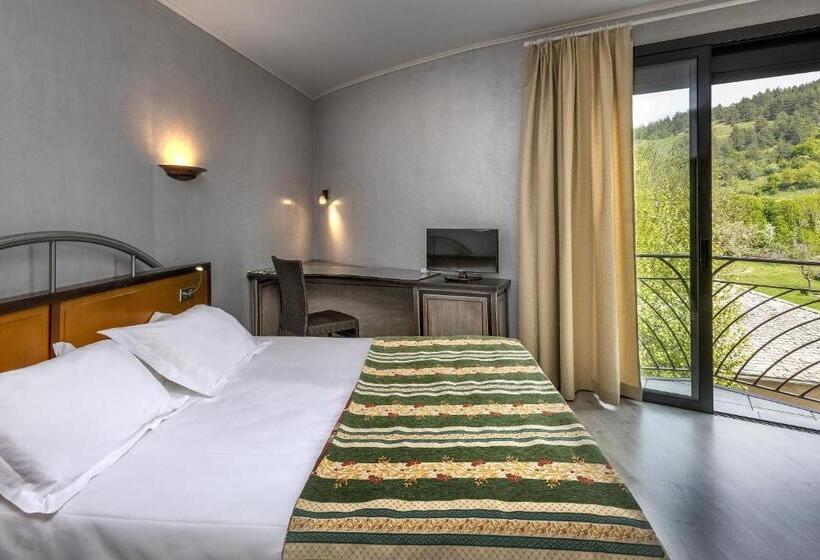 Номер Superior, Logis Hôtel Restaurant Le Mont Aigoual