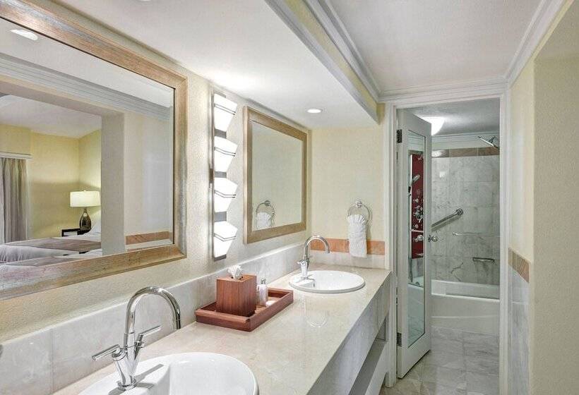 سوییت با چشم‌انداز دریا, The House By Elegant Hotels   All Inclusive, Adults Only