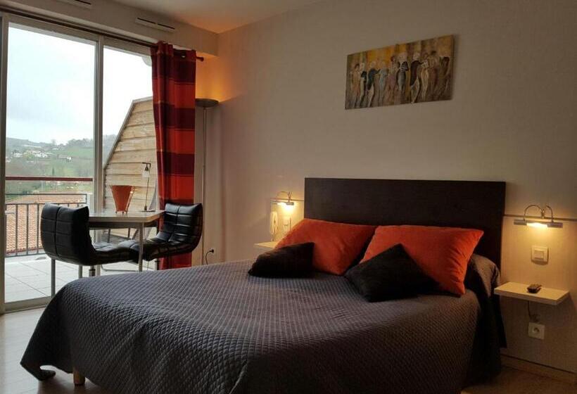 Студио Престиж, Hôtel Résidence Bergara