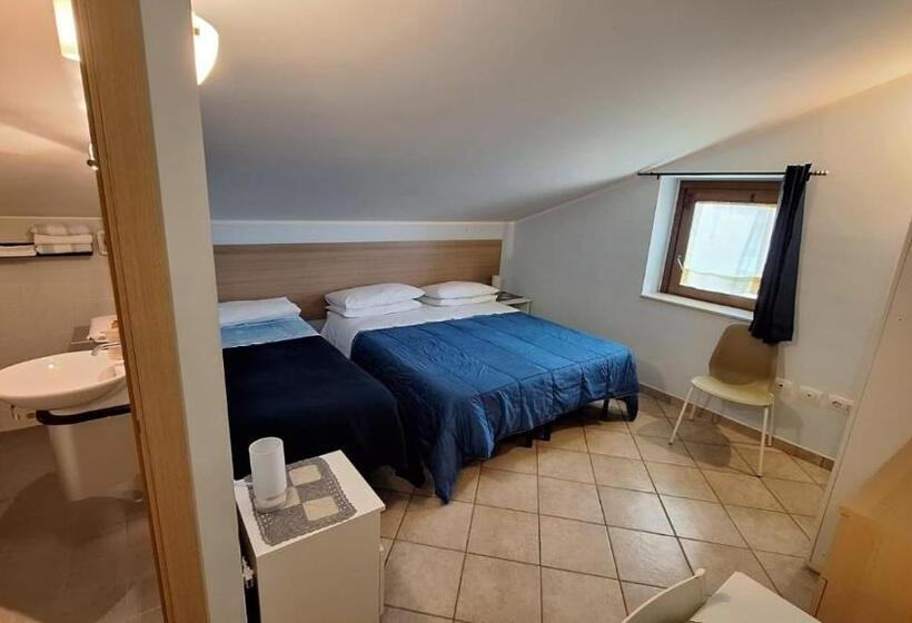 اتاق استاندارد سه نفره, B&b Villa Maria Paola   Alloggi Temporanei Isernia