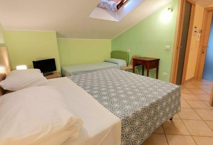 اتاق استاندارد چهار تخته, B&b Villa Maria Paola   Alloggi Temporanei Isernia