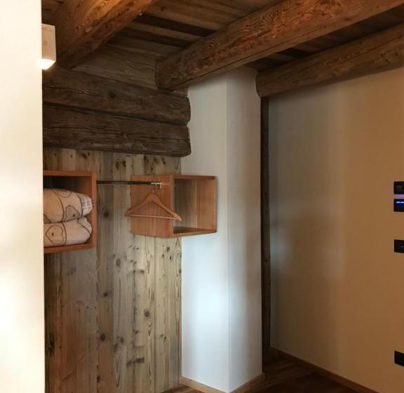 Люкс Superior, Grizzly Haus & Frosch Restaurant   Teritoria