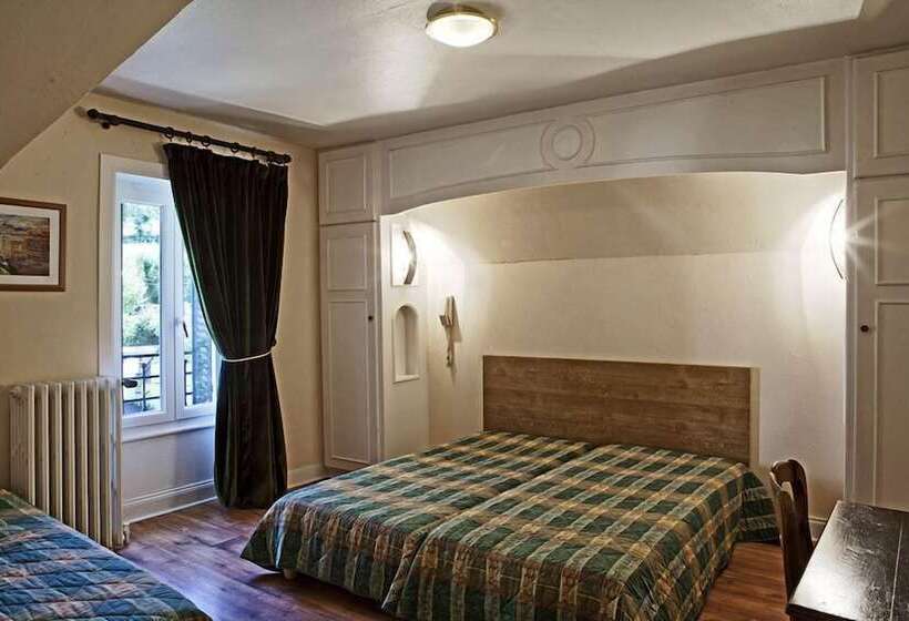 חדר סטנדרט לשלושה, Des Bains Et Résidences