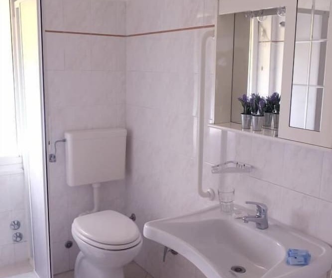 استودیو کامفورت, Residence Perla
