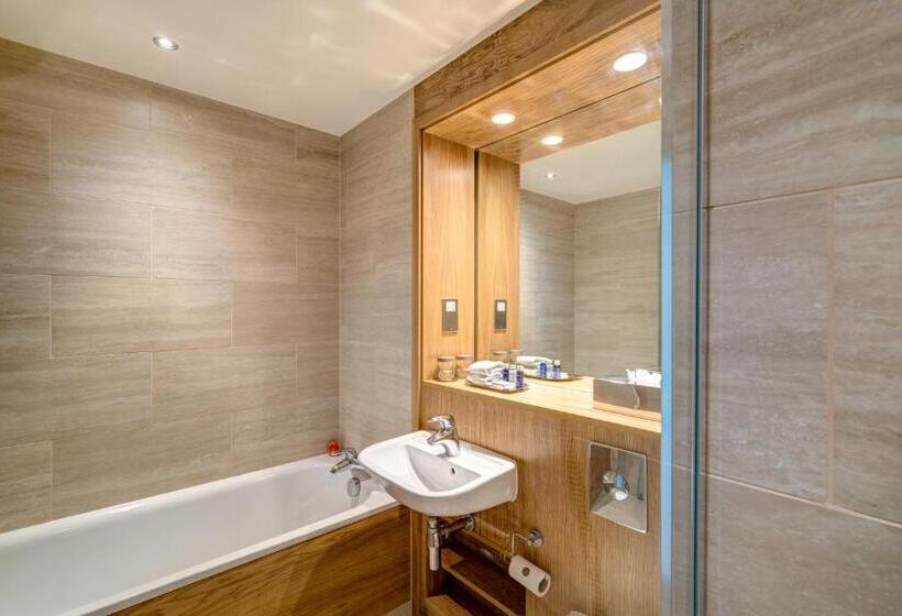 Номер Стандарт, Apex City Quay Hotel & Spa