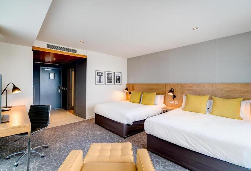 Семейный Номер, Apex City Quay Hotel & Spa