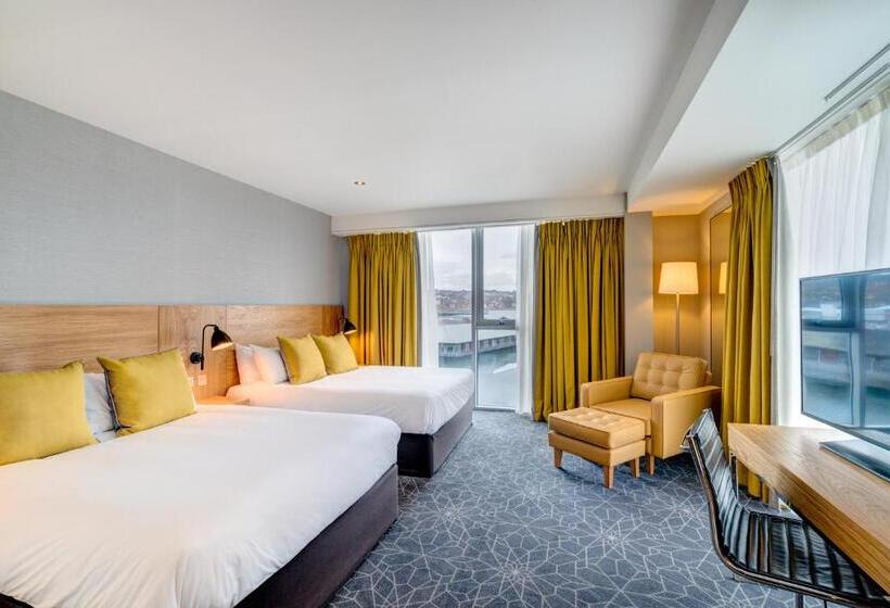 غرفة قياسية ثلاثية, Apex City Quay Hotel & Spa