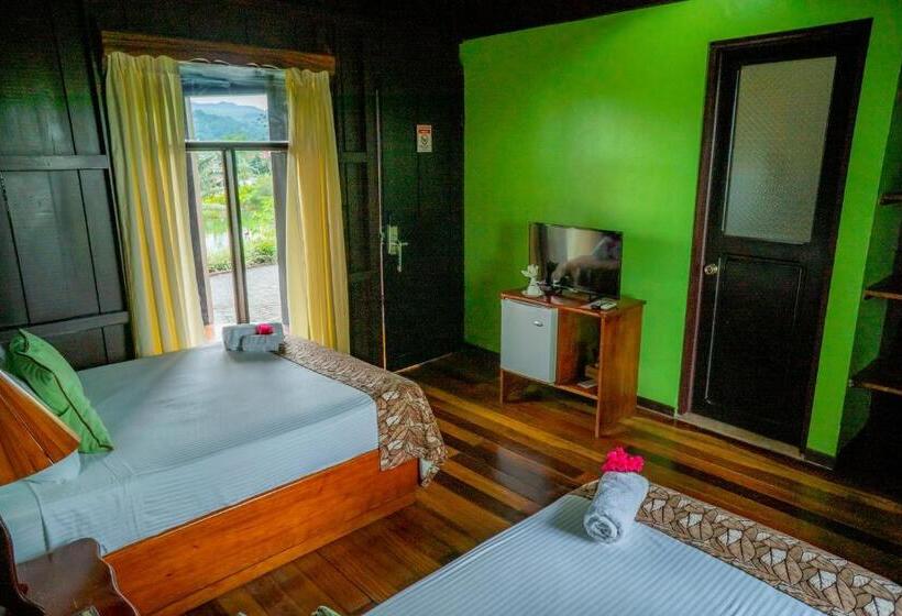 بانگلوی استاندارد, Montana De Fuego All Inclusive