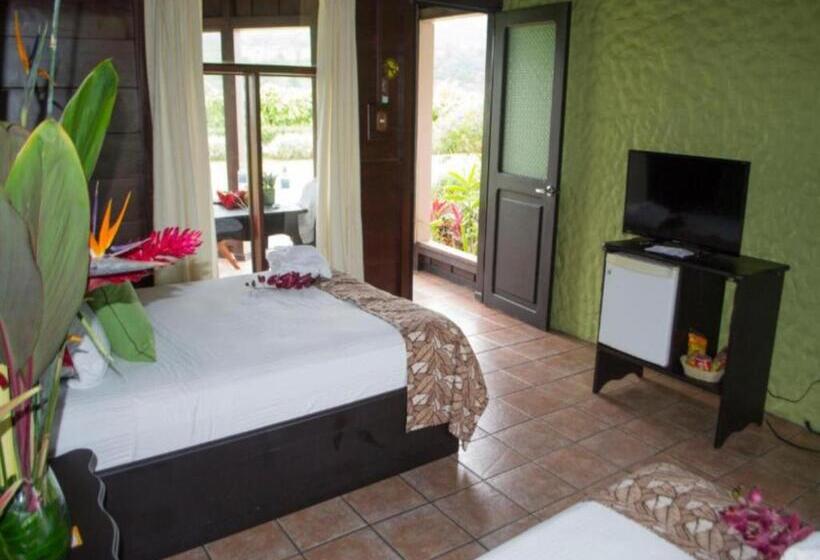 بانگلوی استاندارد, Montana De Fuego All Inclusive