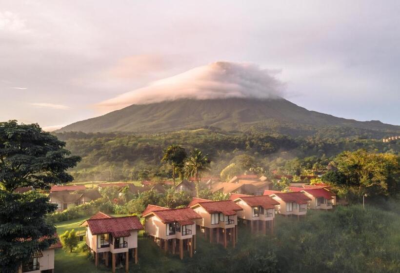 بانگلوی سوپریور, Montana De Fuego All Inclusive