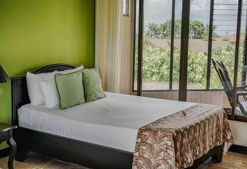 اتاق سوپریور با تخت بزرگ, Montana De Fuego All Inclusive