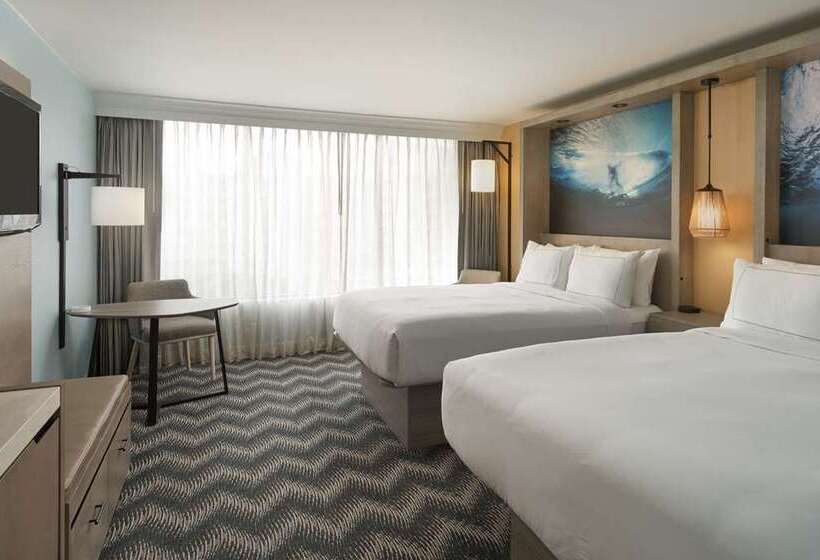 Номер Стандарт, The Westminster London, Curio Collection By Hilton