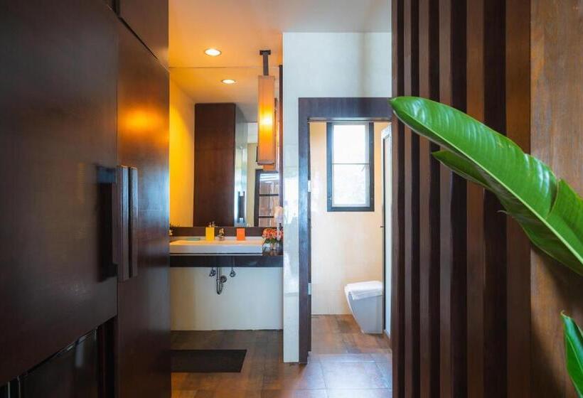 اتاق لوکس با چشم‌انداز دریا, Koh Chang Cliff Beach Resort