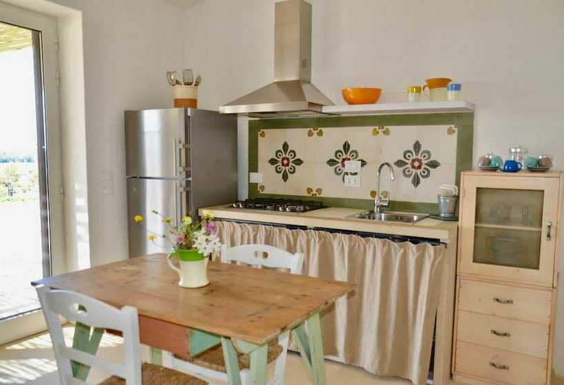 Семейные Апартаменты, Podere Santa Chiara