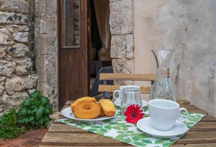 اتاق استاندارد, Kypeiros Country Relais