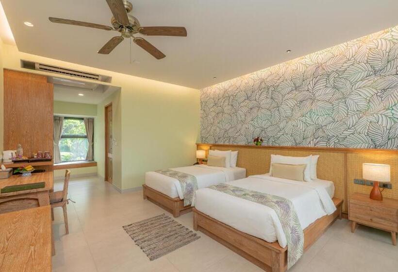 Семейный Номер, Khaolak Wanaburee Resort   Sha Extra Plus