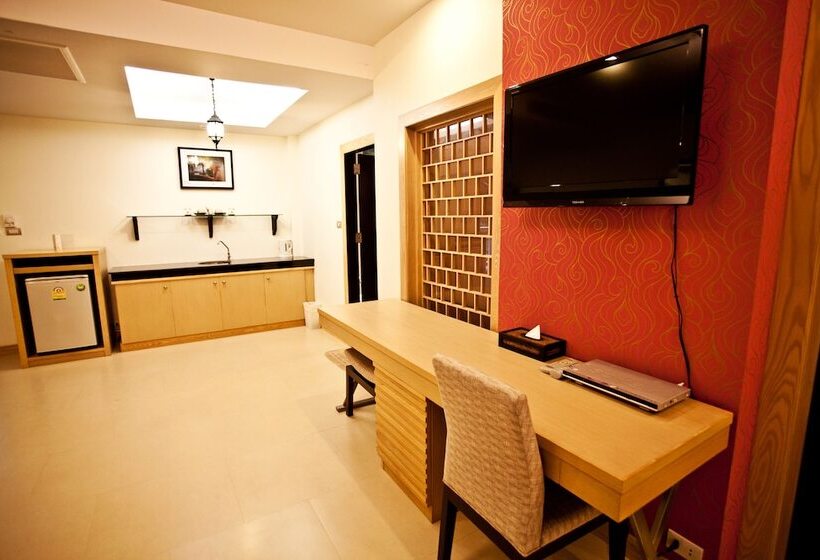 سوییت خانوادگی, Krabi Tipa Resort