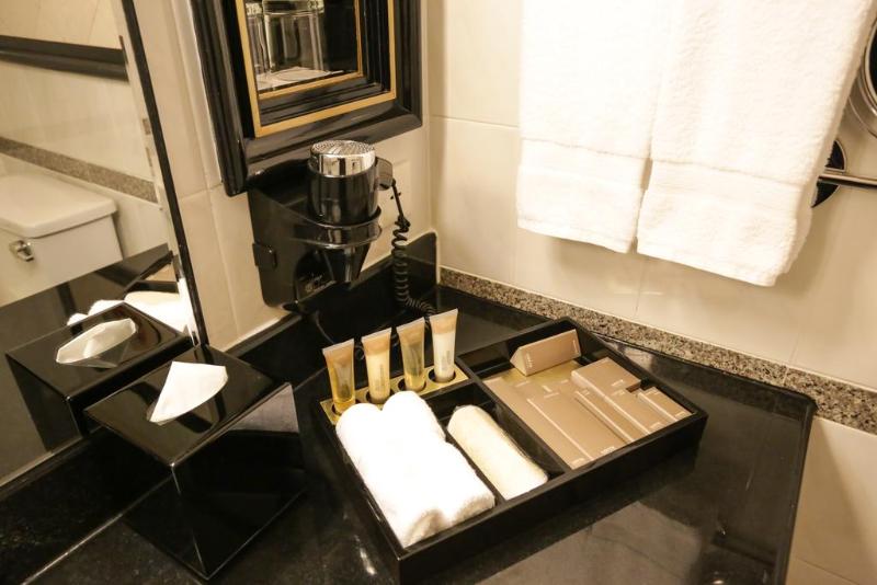 اتاق اجرایی, Lotte Hotel Saigon