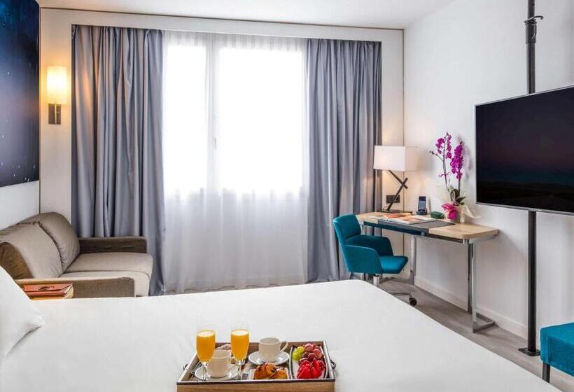 Номер Executive, Novotel Barcelona Cornella