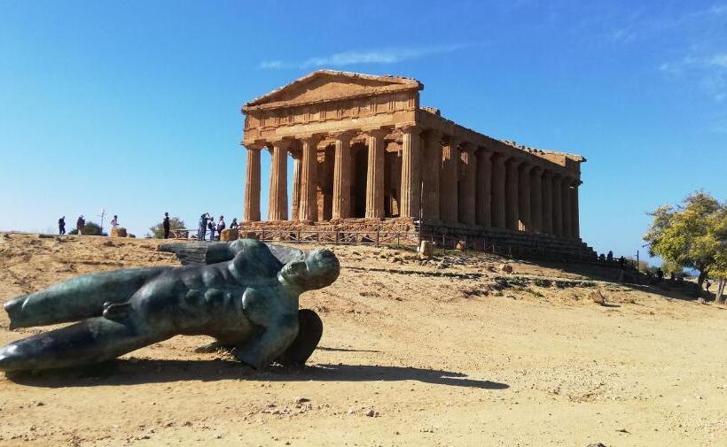اتاق استاندارد, Le Camere Di Mariú