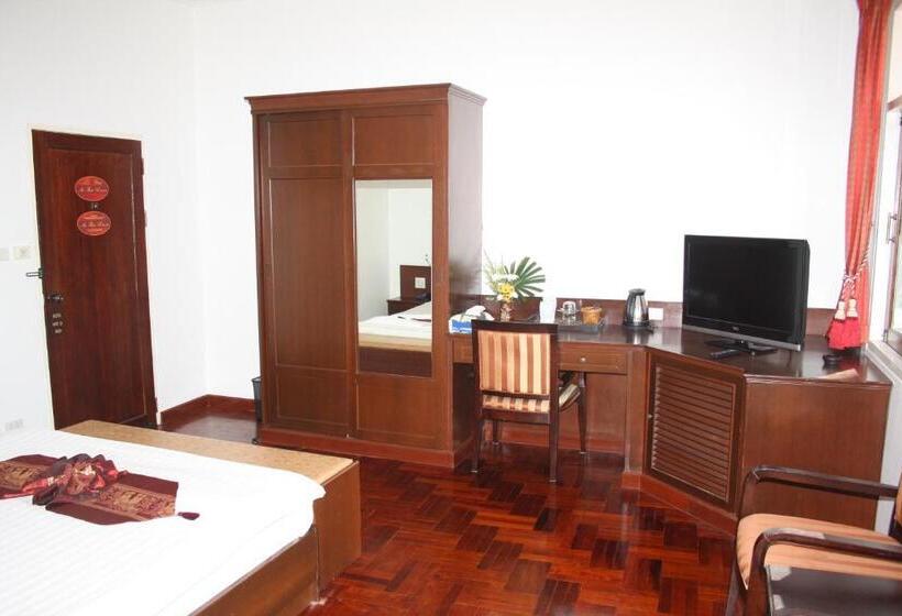 标准房带园景, Ao Thai Resort