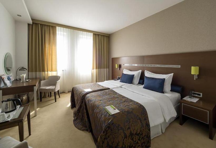 اتاق سوپریور, In Hotel Beograd