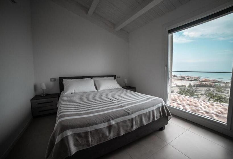 اتاق لوکس با چشم‌انداز دریا, Agriturismo Il Colle Dei Lecci