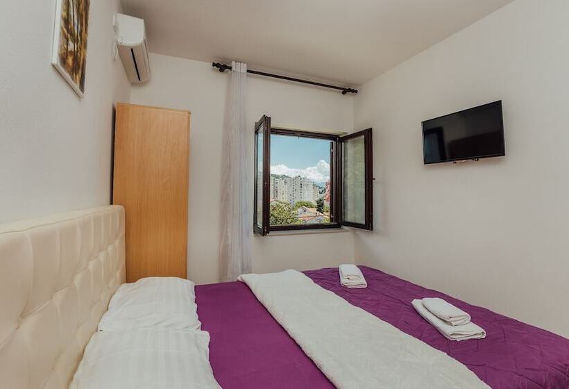 اتاق استاندارد با چشم‌انداز دریا, Apartments Bonaca Igalo