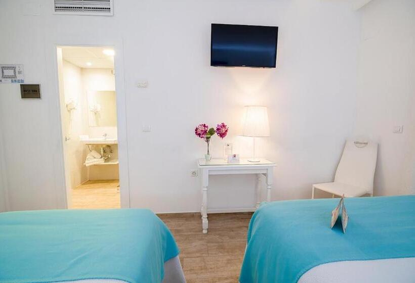 Habitación Estándar, Romerito