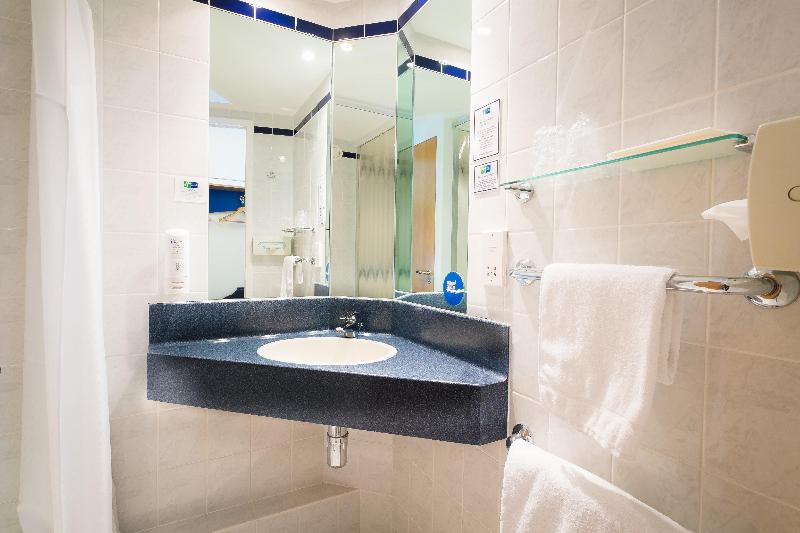 Номер Стандарт, Holiday Inn Express Aberdeen City Centre, An Ihg