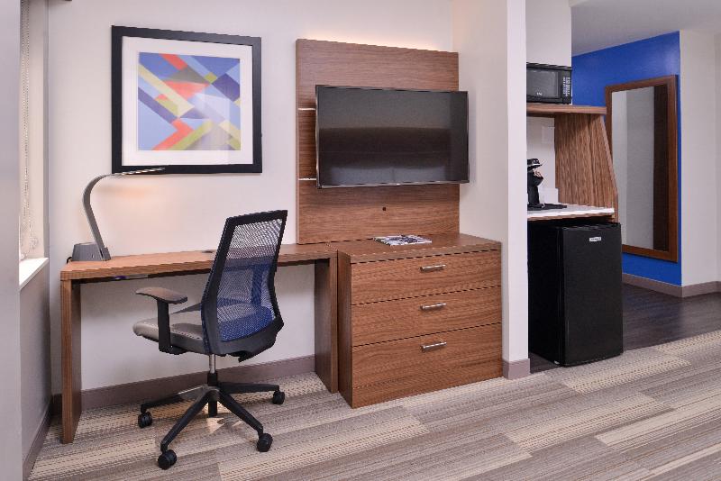 장애인을 위한 킹사이즈 침대 스탠다드 룸, Holiday Inn Express New Orleans   St Charles, An Ihg