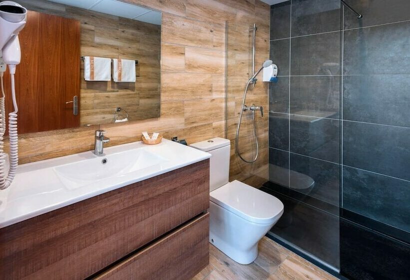 Chambre Standard, Merce