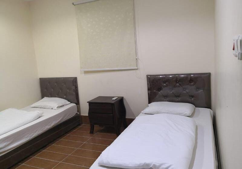 اتاق لوکس با چشم‌انداز, Sandman Signature Vancouver Airport Hotel & Resort